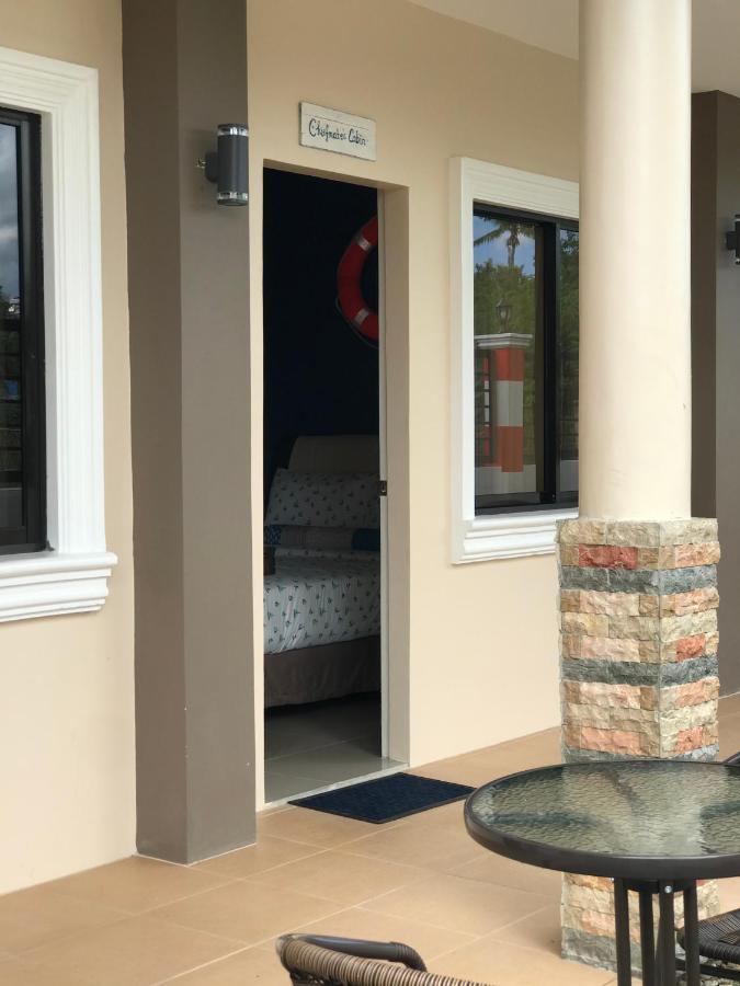 Anchorage Inn Moalboal Bagian luar foto