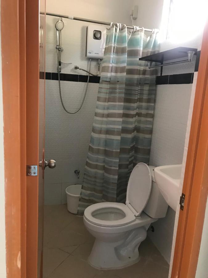 Anchorage Inn Moalboal Bagian luar foto
