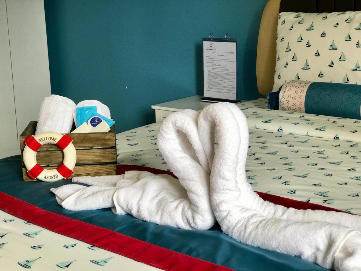 Anchorage Inn Moalboal Bagian luar foto