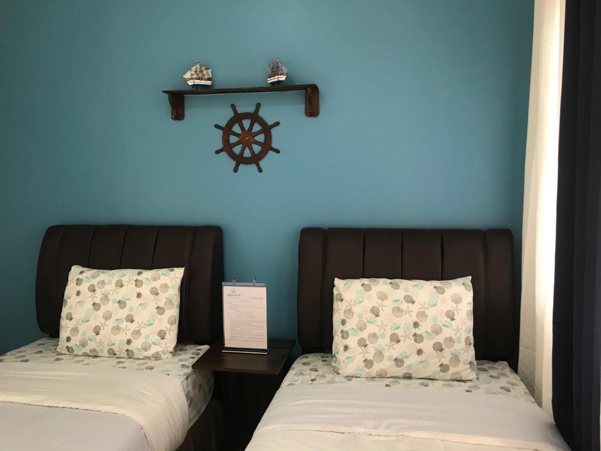 Anchorage Inn Moalboal Bagian luar foto