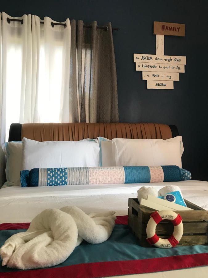 Anchorage Inn Moalboal Bagian luar foto