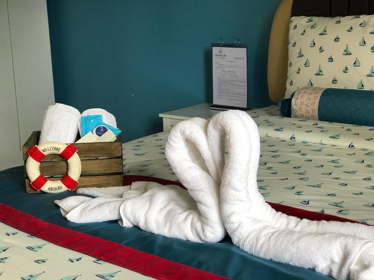 Anchorage Inn Moalboal Bagian luar foto